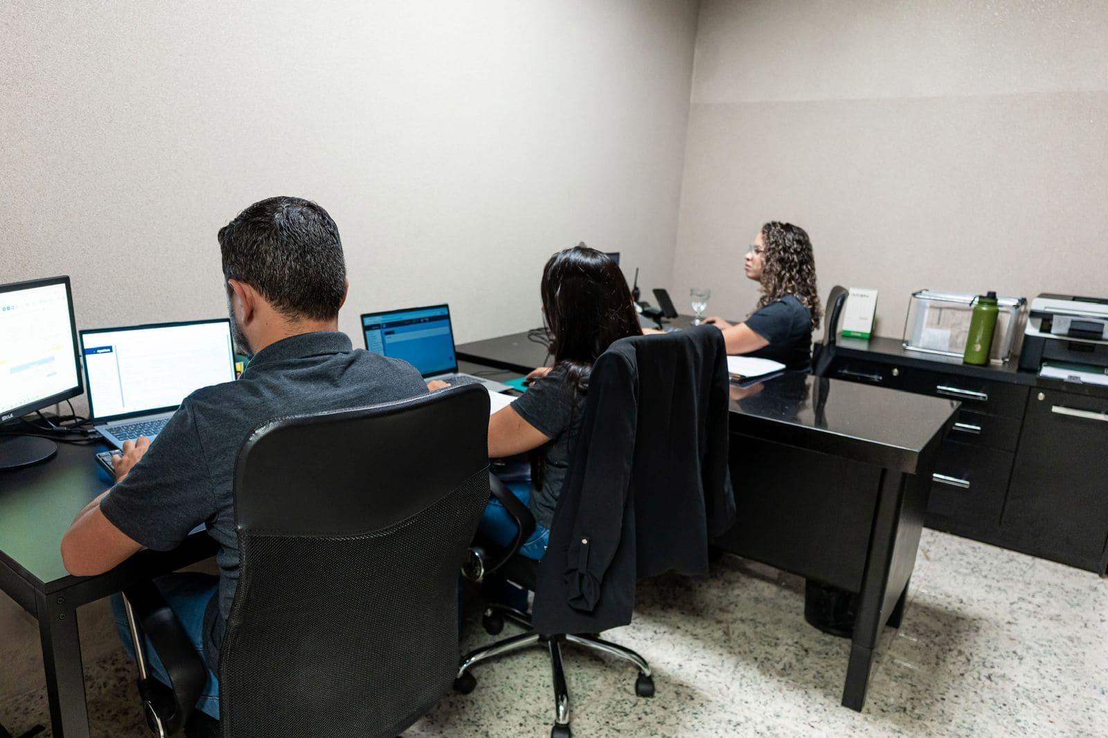Grupo_Imaculada_Foto_Escritorio_2